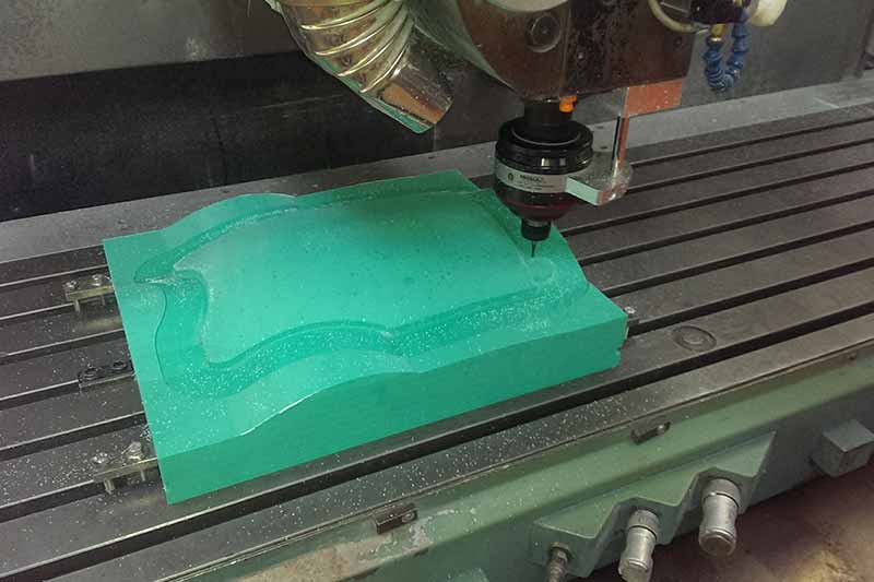 Usinage demi-matrice pour moule de blindage de gilet pare-balles